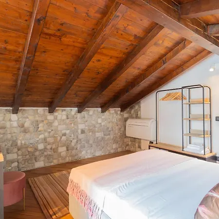 Castello With Jacuzzi&priceless View By Rentallcomo Argegno