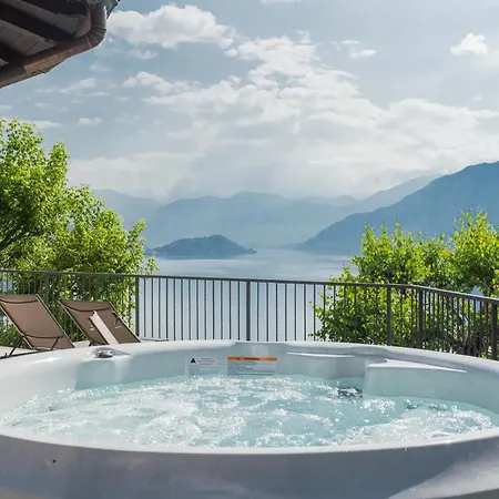 Castello With Jacuzzi&priceless View By Rentallcomo Villa