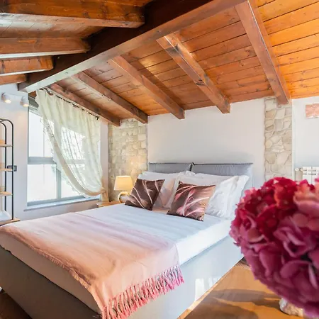 Castello With Jacuzzi&priceless View By Rentallcomo Villa *